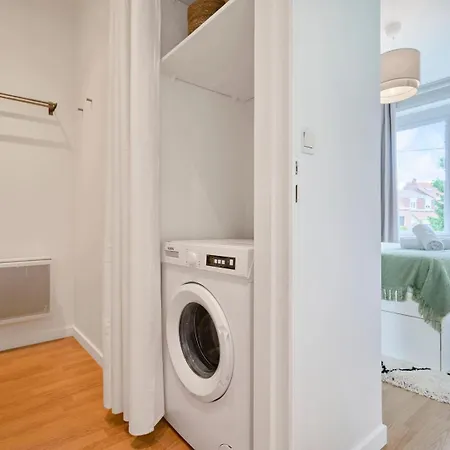 Renovated 1 Bedroom Apartment- Lille La Madeleine (Nord)