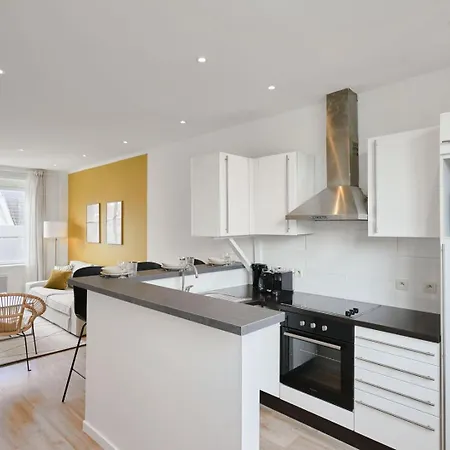 Renovated 1 Bedroom Apartment- Lille Apartamento La Madeleine (Nord)