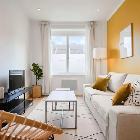 Renovated 1 Bedroom Apartment- Lille La Madeleine (Nord)